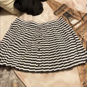 Candies Skirt Size L
